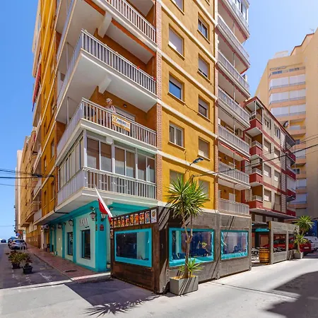 Remarkable 3-bed In Apartment