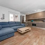 דירה Remarkable 3-bed In *
